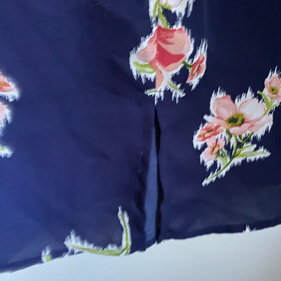 Renee C tenor maternity top with pleat front sz S - Picture 5 of 7